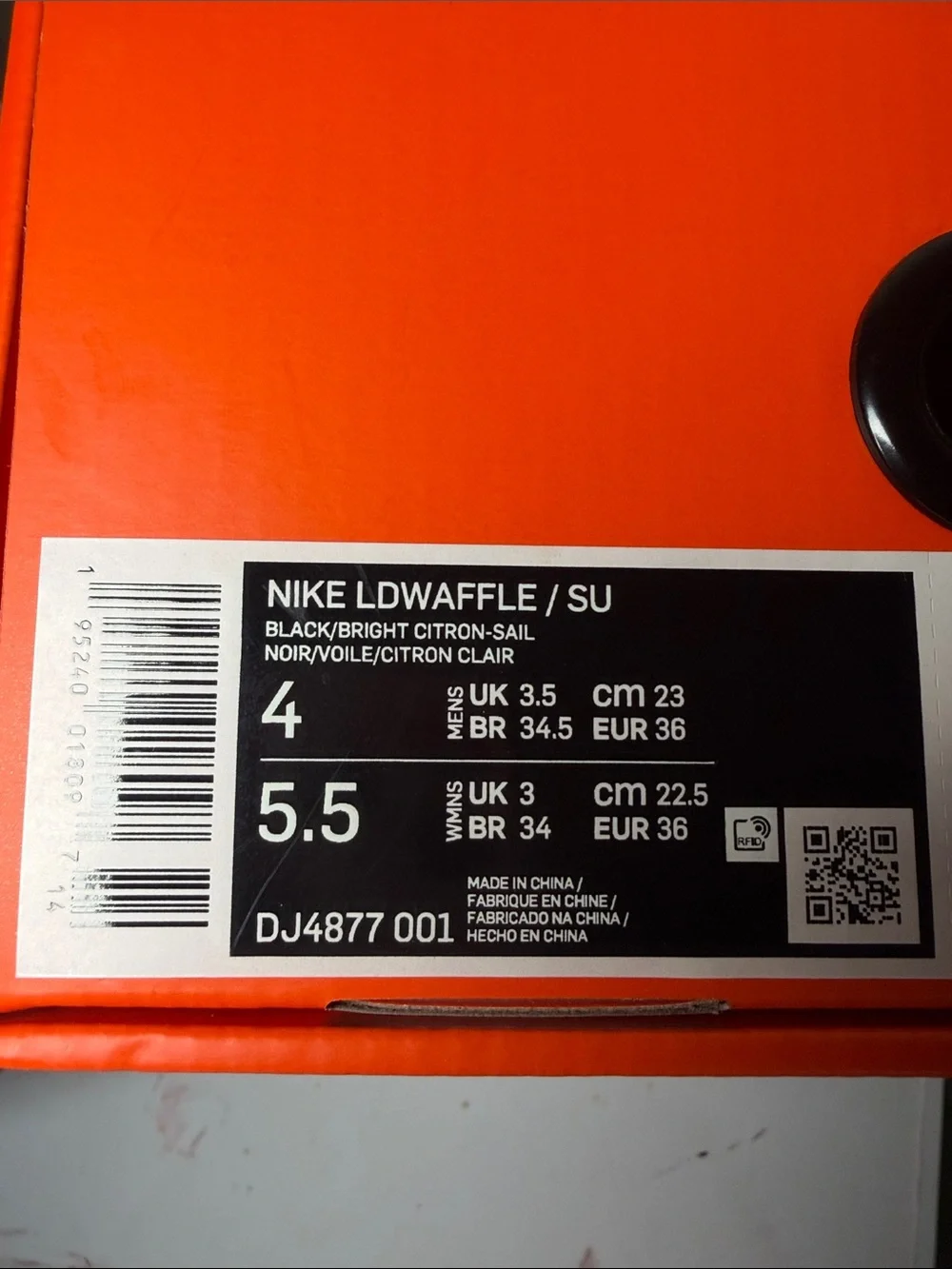 Nike Kids Black, Yellow & White Swoosh Trail Sneakers